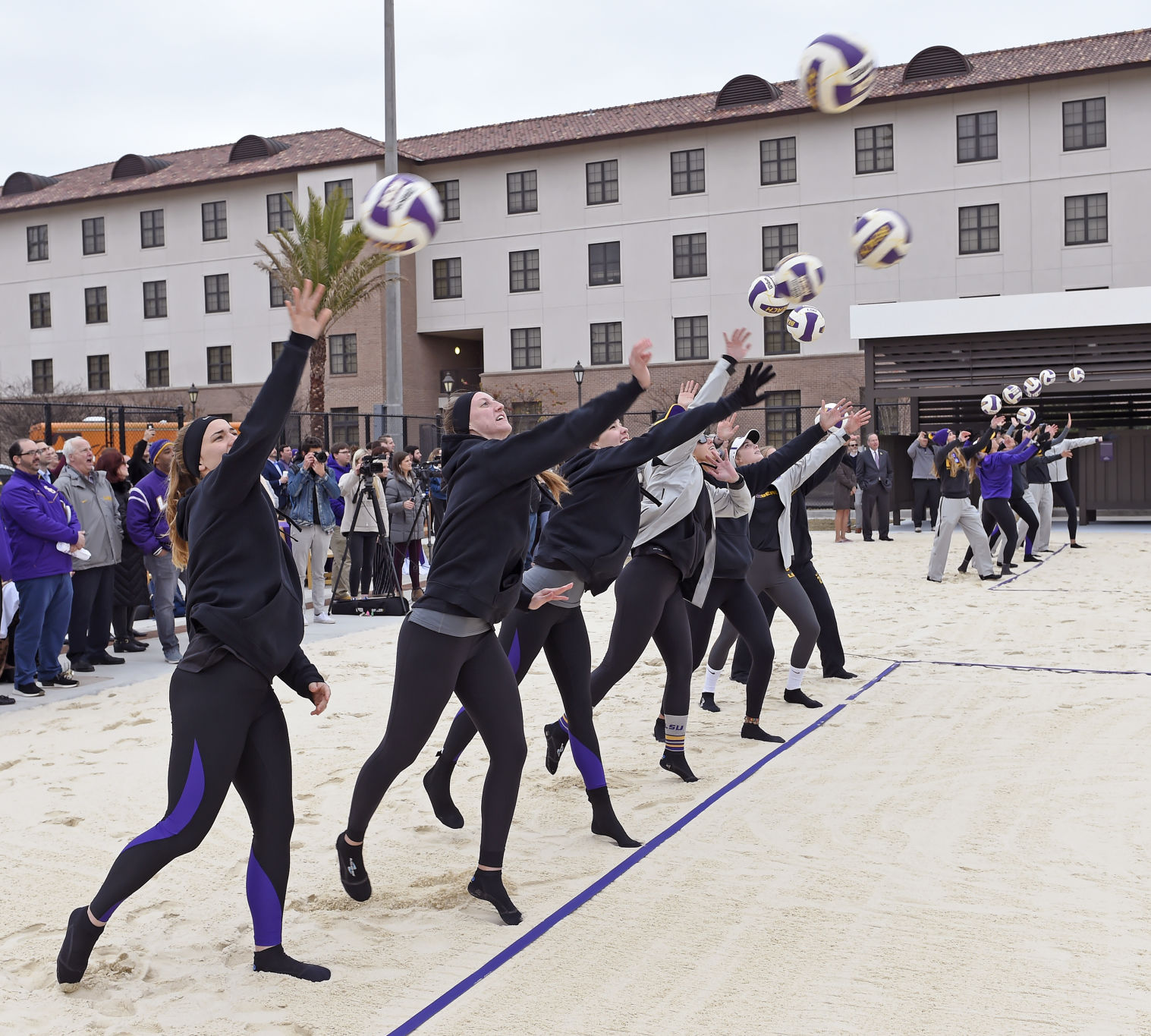 lsubeachvolleyball0294.0111519 bf.jpg